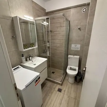 Private Danai 14 4 * Ofrínion