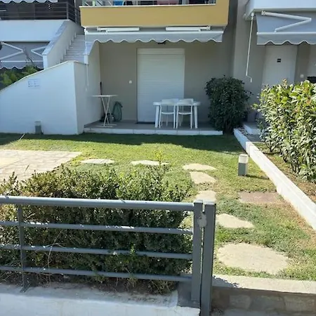 Private Danai 14 4 Ofrínion